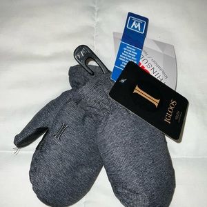 Mittens by Igloos